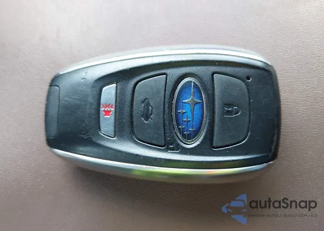 2020 Subaru Ascent Touring z USA, uszkodzony, nr VIN 4S4WMARD7L3409556